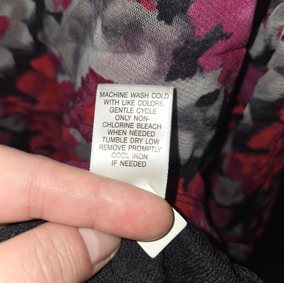 ***Croft  & Barrow Women Blouse (3X) - Picture 8 of 8